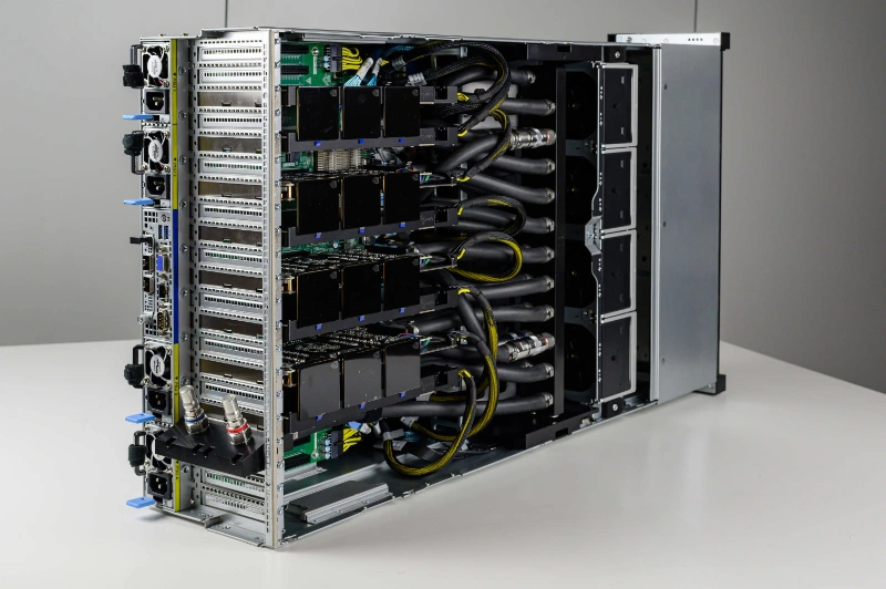 GPU Server: "Trái tim" của hệ thống phân tích dữ liệu Big Data 2 gpu server 2